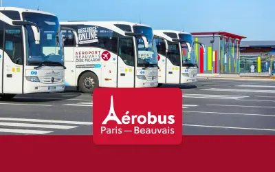 Autobusy Aerobus na lotnisku Paris Beauvais.