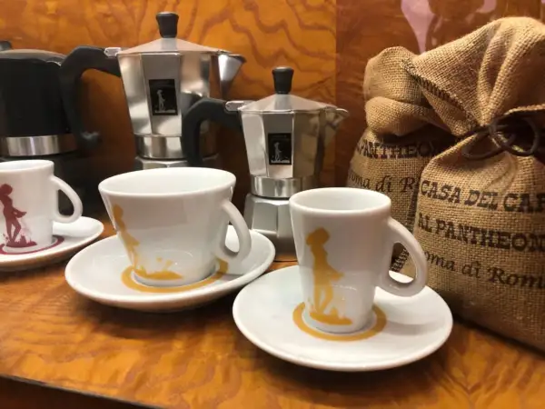 Gdzie kupić pamiątki w Rzymie - najlepsze miejsca i unikalne oferty